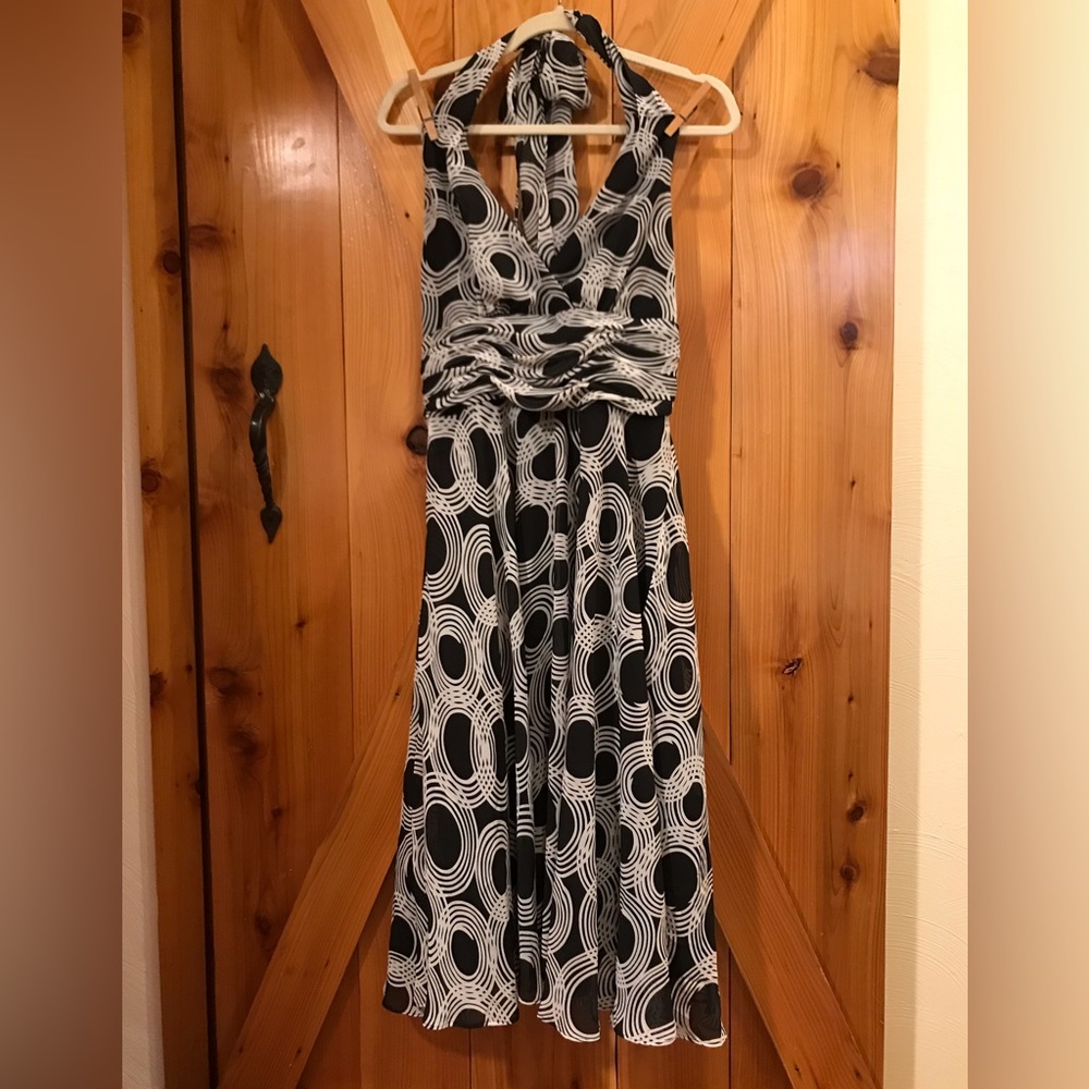 Maggy Boutique chiffon black and white geometric design halter dress